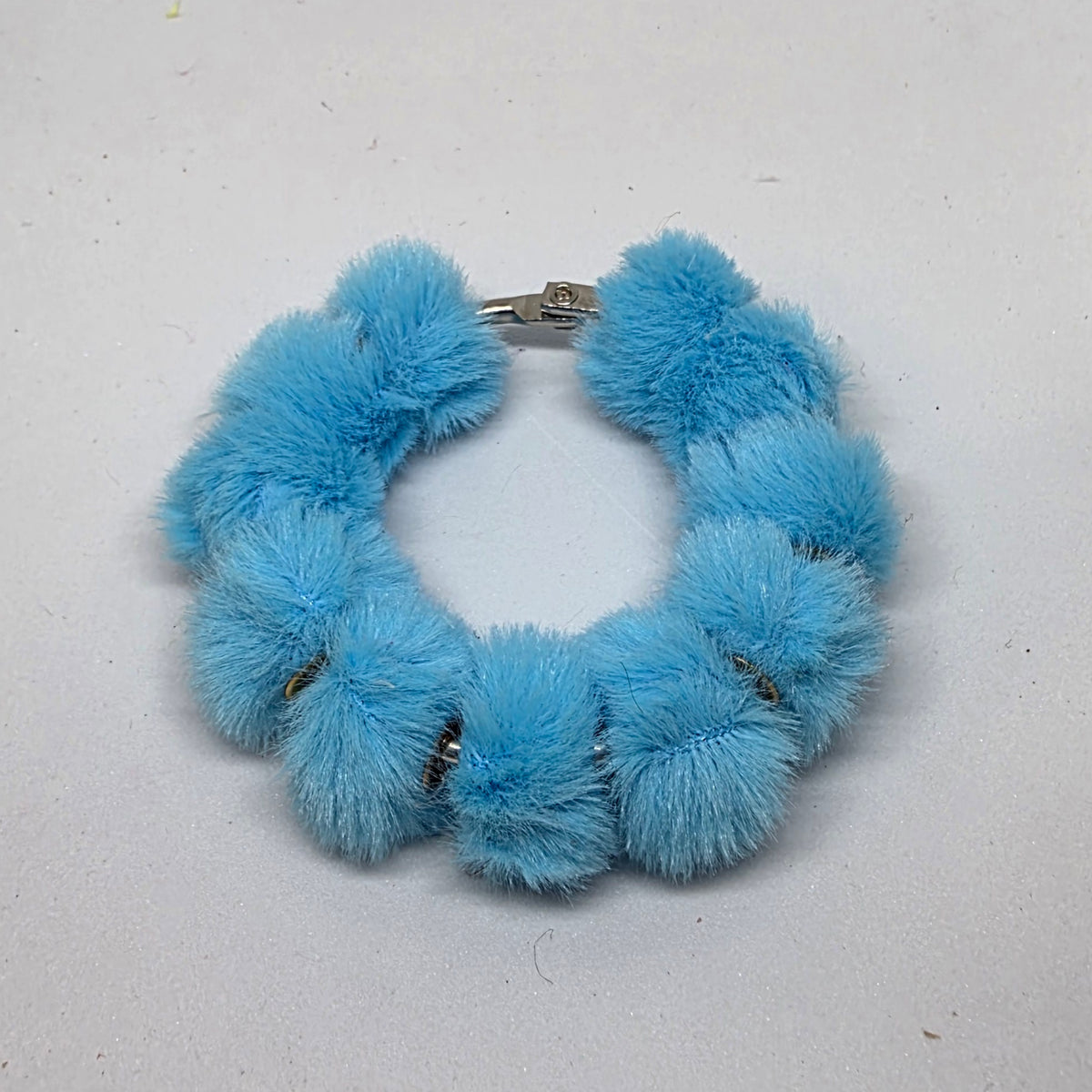 XL Fluffy & Fabulous