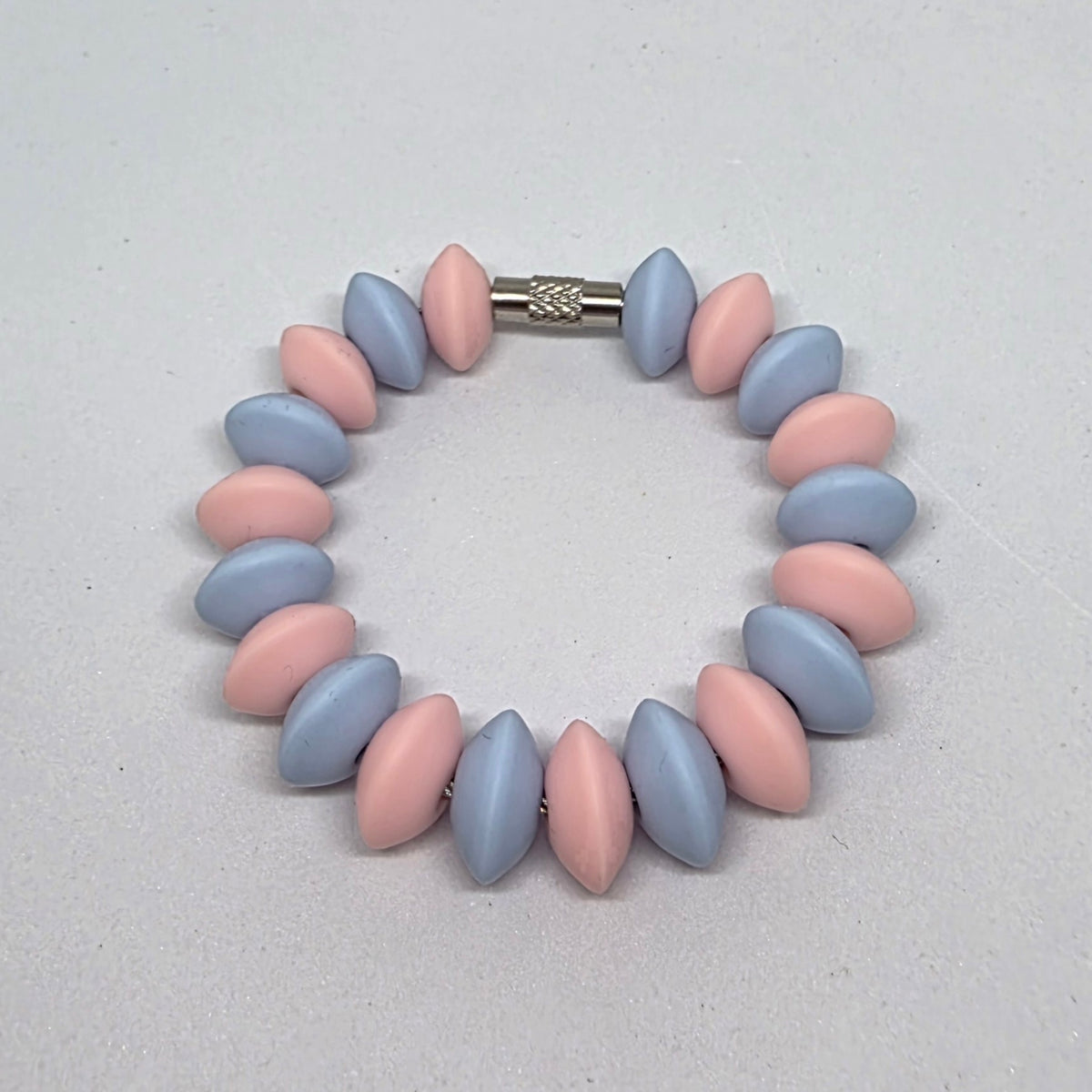 FlexiLoop- Oval Silicone Surprise