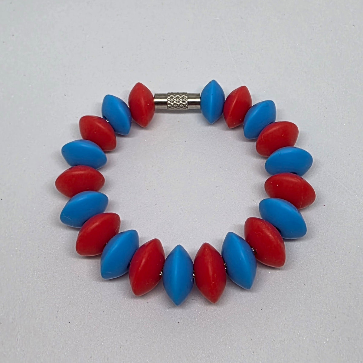 FlexiLoop- Oval Silicone Surprise