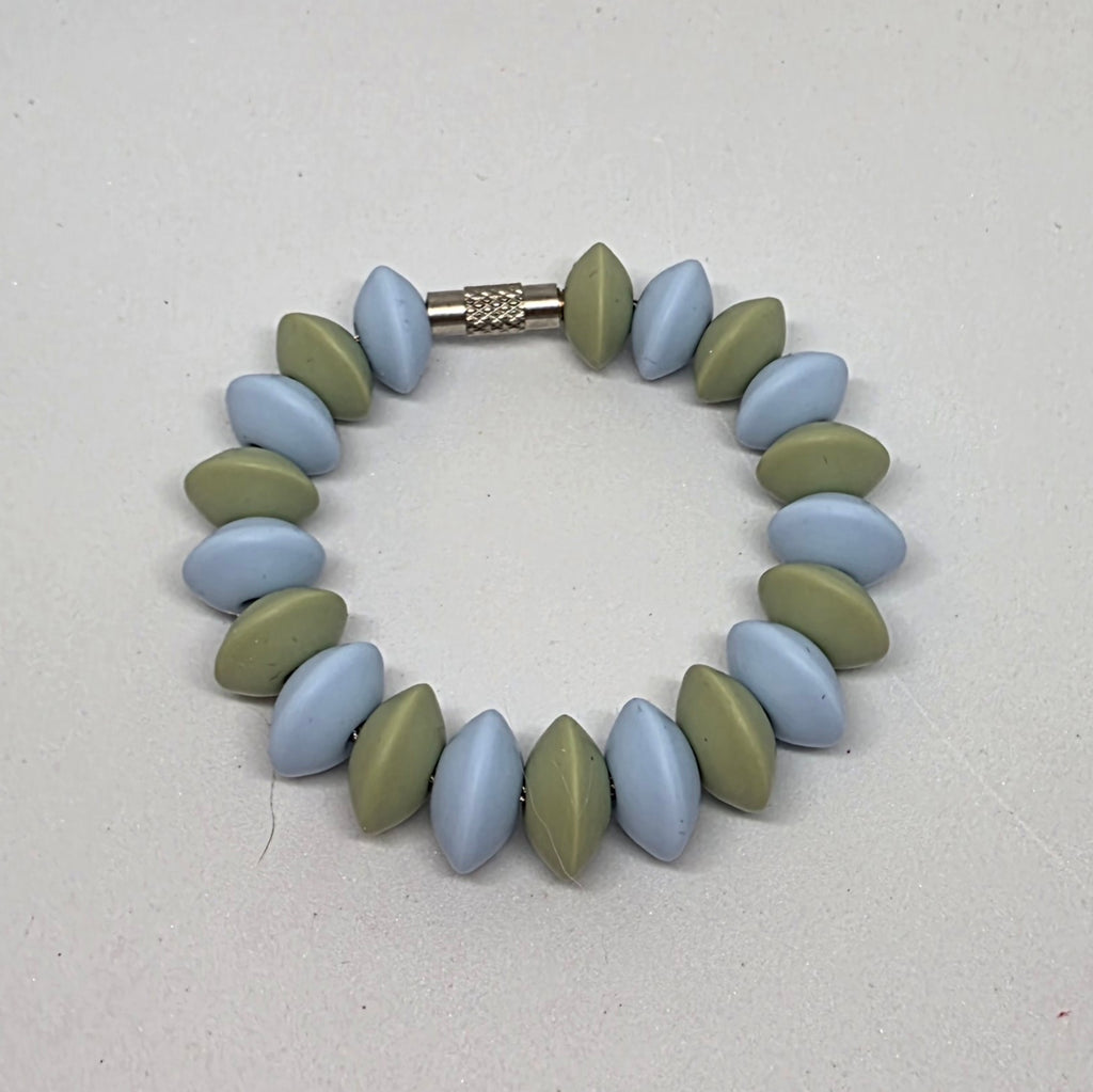 FlexiLoop- Oval Silicone Surprise