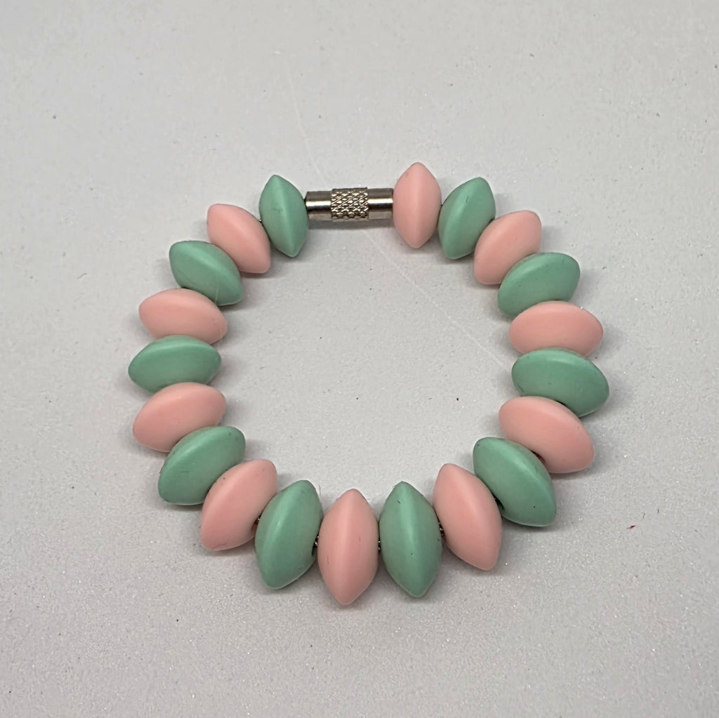 FlexiLoop- Oval Silicone Surprise