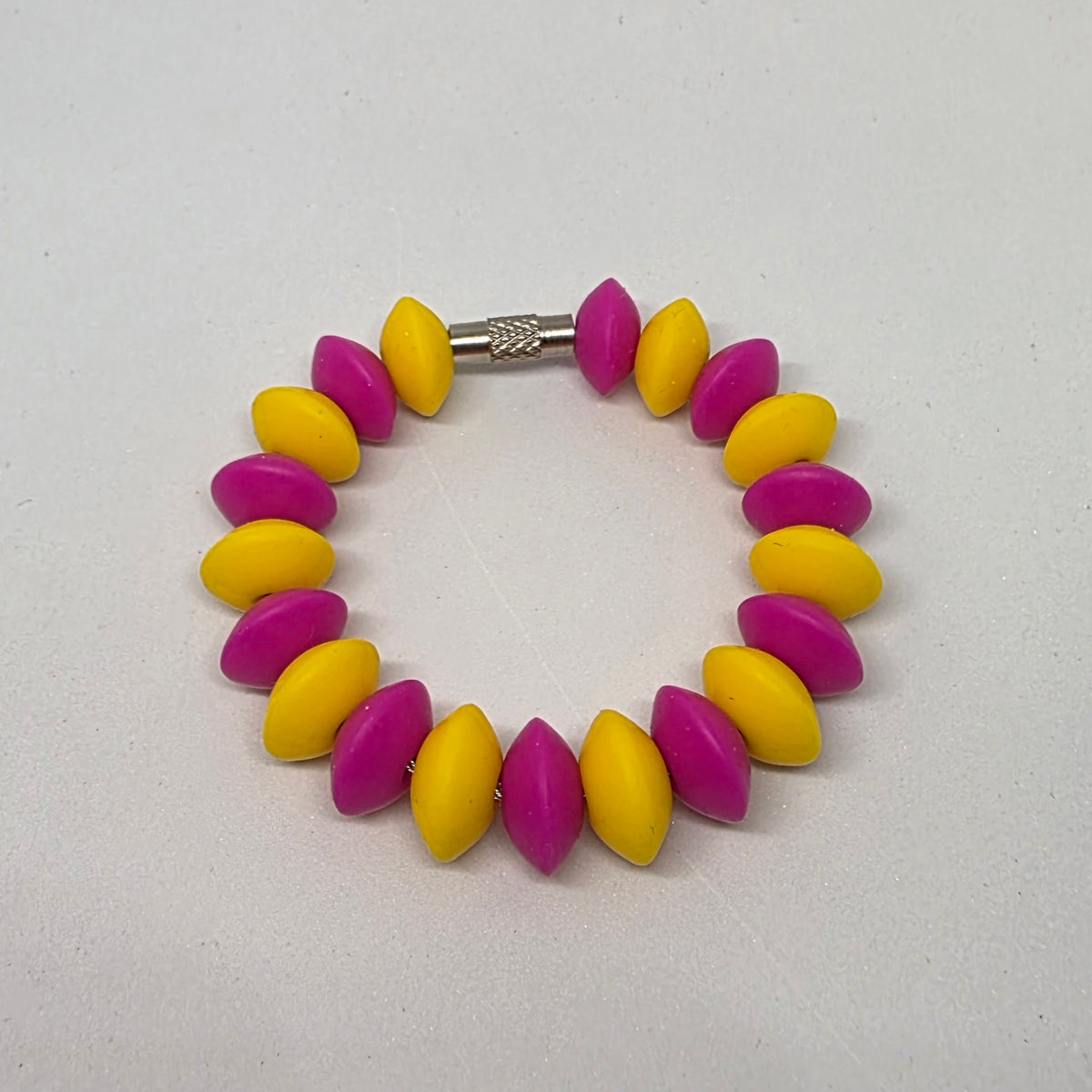 FlexiLoop- Oval Silicone Surprise