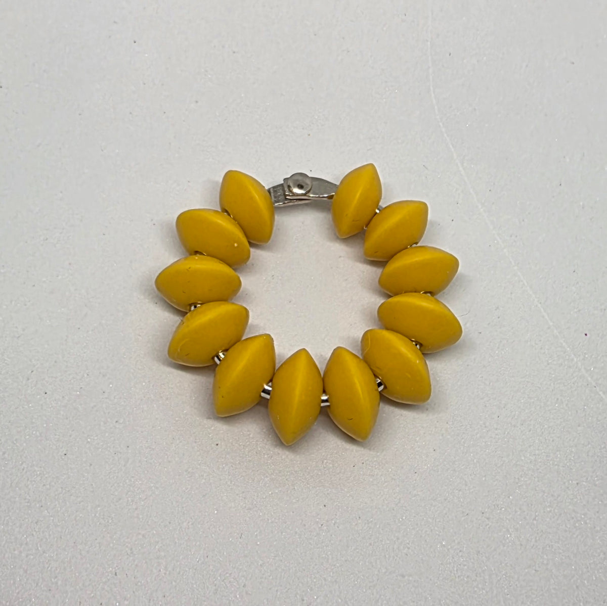 Midi Oval Silicone Surprise