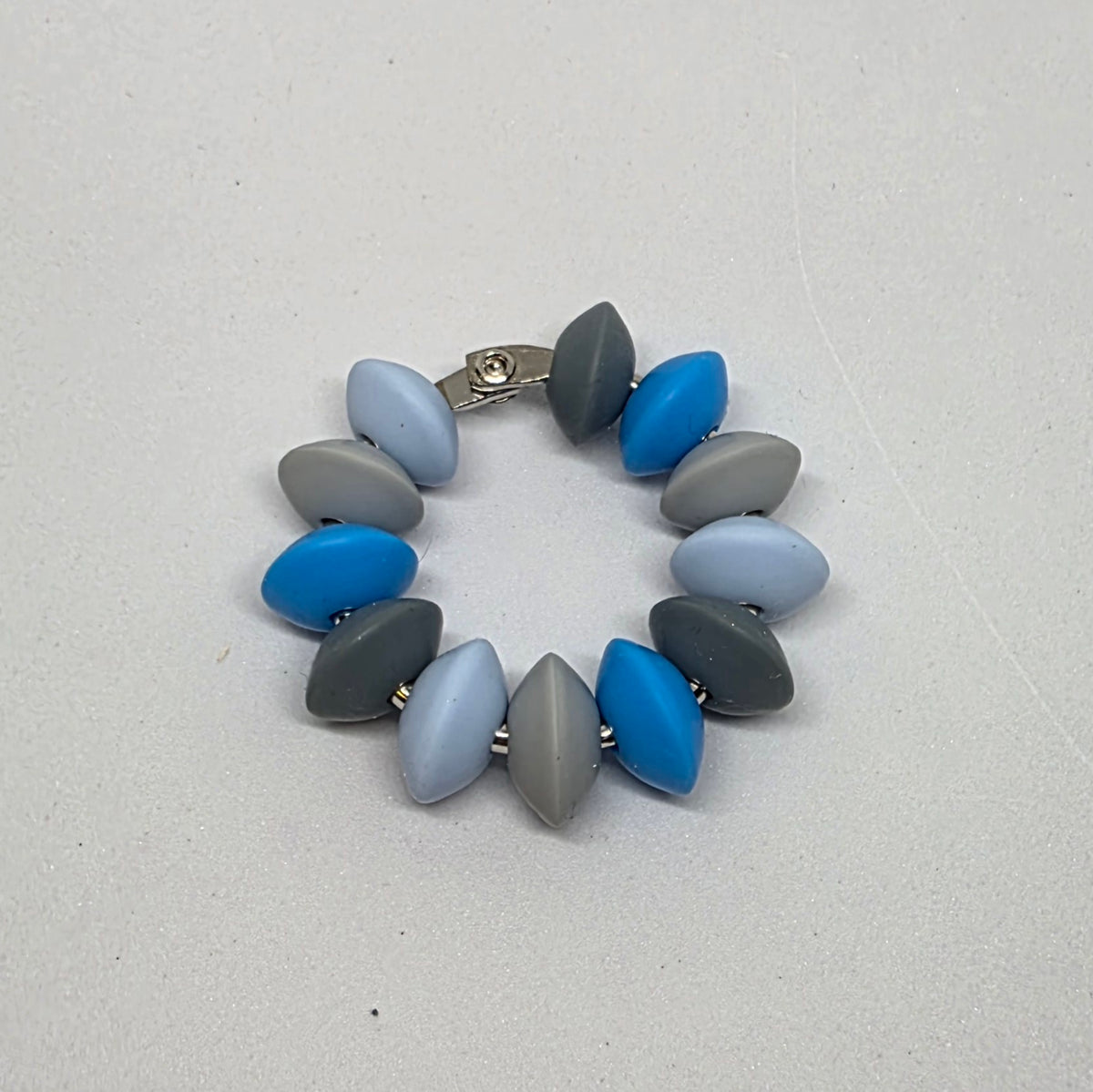 Midi Oval Silicone Surprise