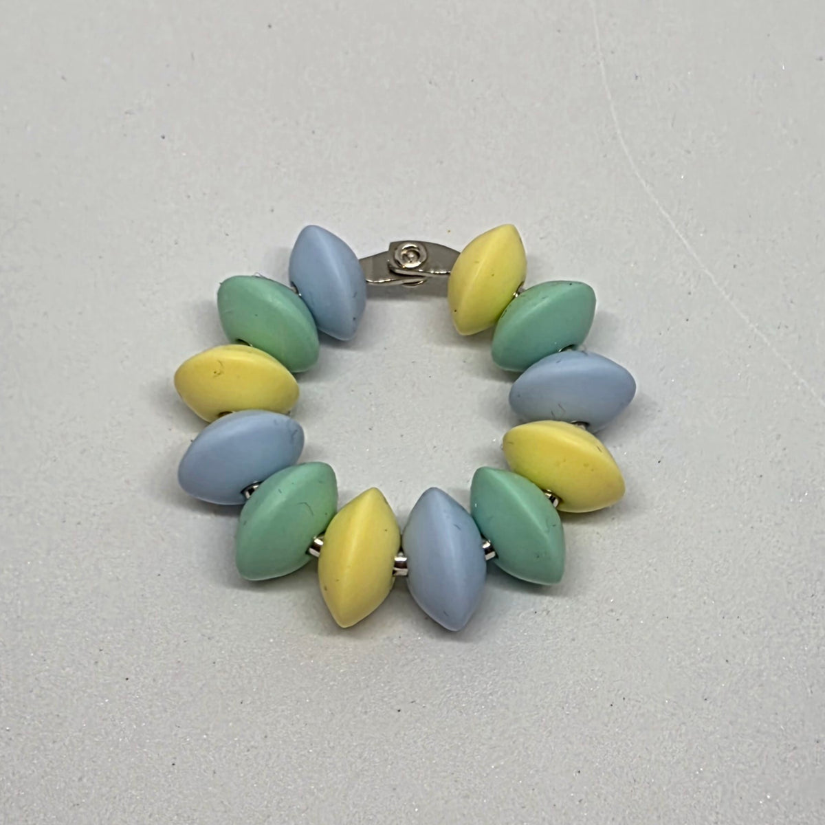 Midi Oval Silicone Surprise