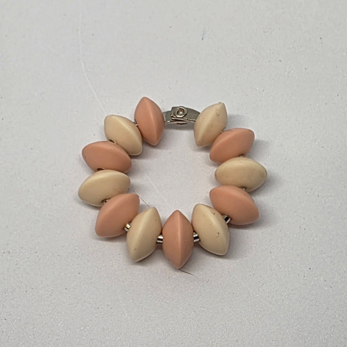Midi Oval Silicone Surprise