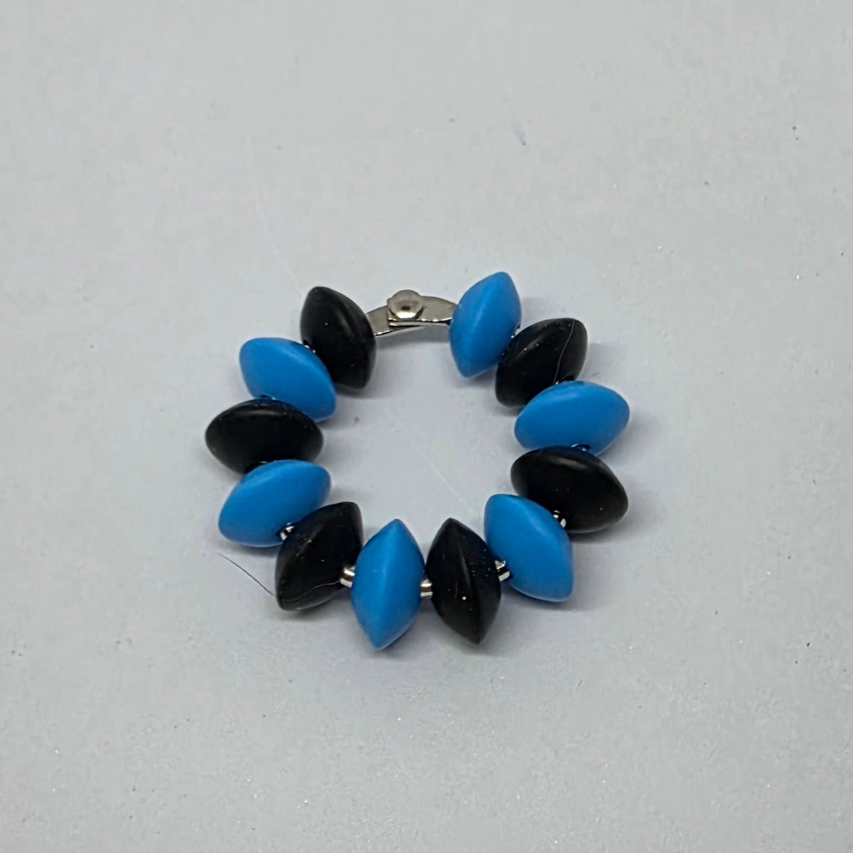 Midi Oval Silicone Surprise