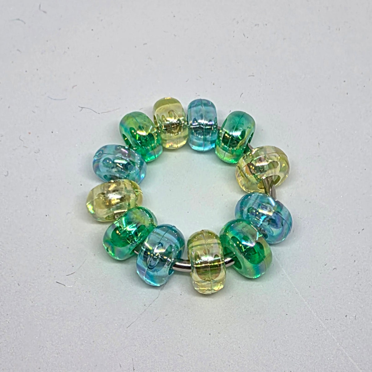 Regular Iridescent Oval