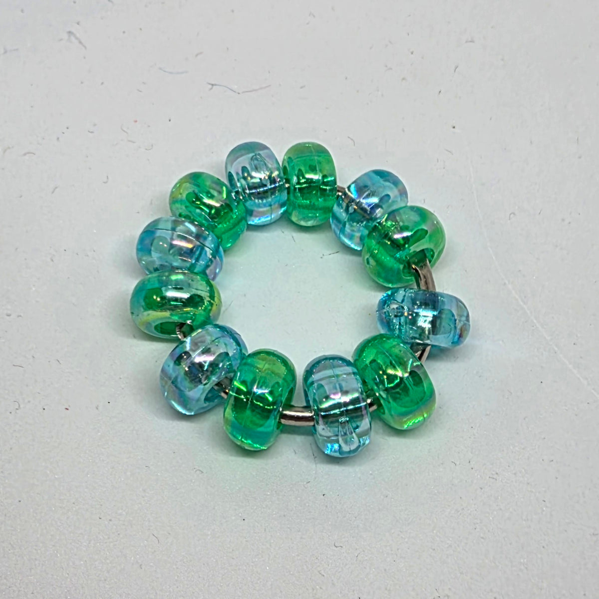 Regular Iridescent Oval