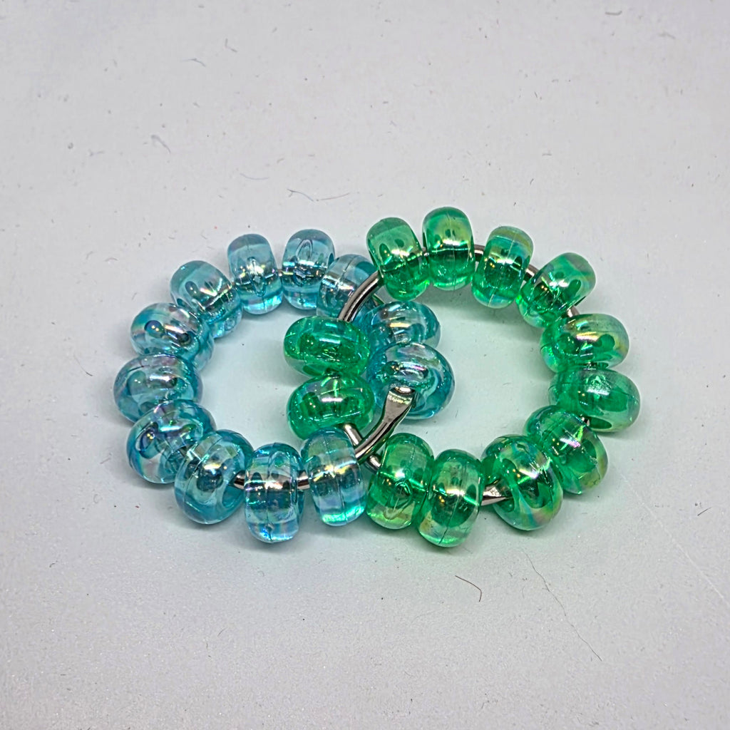 Regular Duo Iridescent Oval
