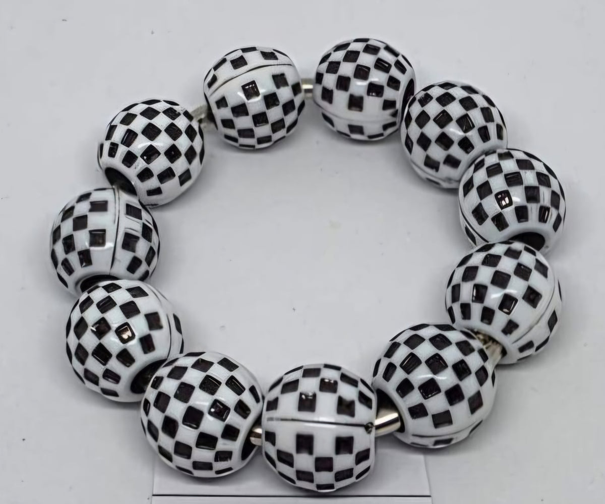 XL CheckerBoard Chaos